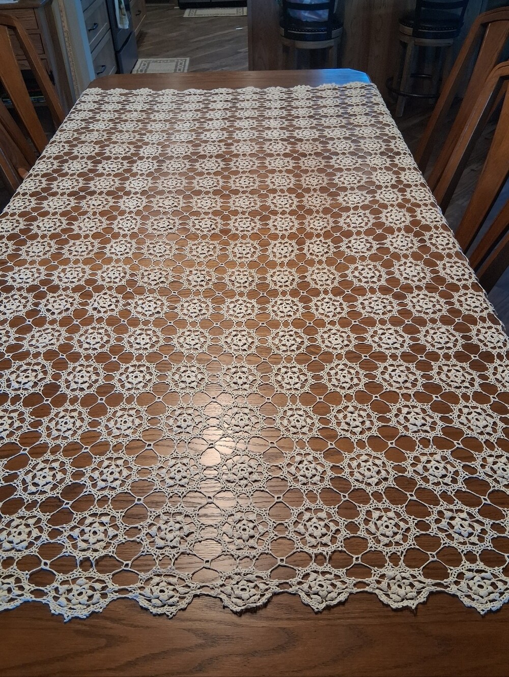 Vintage hand-crocheted tablecloth‎ or bed coverlet